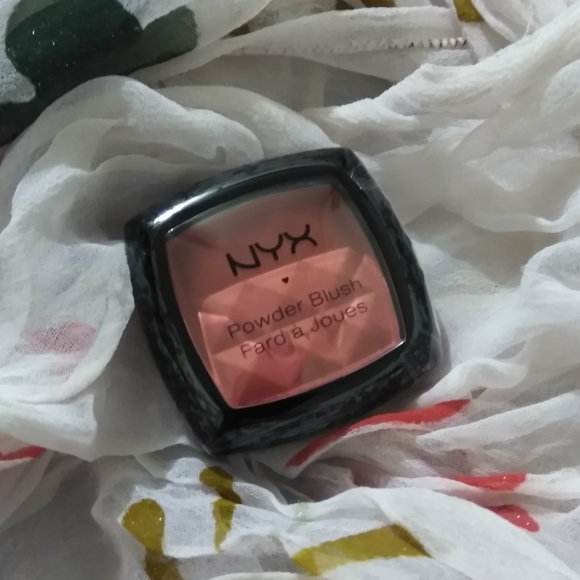 💖 3 for $15 💖 NYX Powder Blush in "Mocha" - Picture 3 of 3